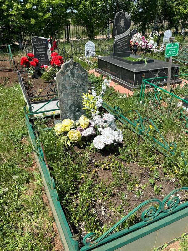 Фото надгробия: Хусаинов Аксан Хусаинович
