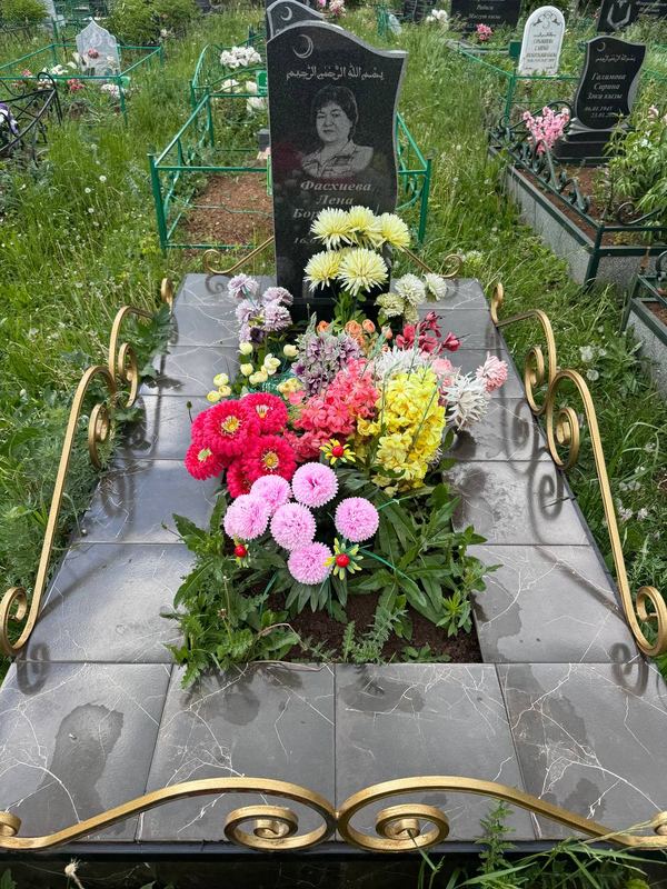 Фото надгробия: Фасхиева Елена Борисовна