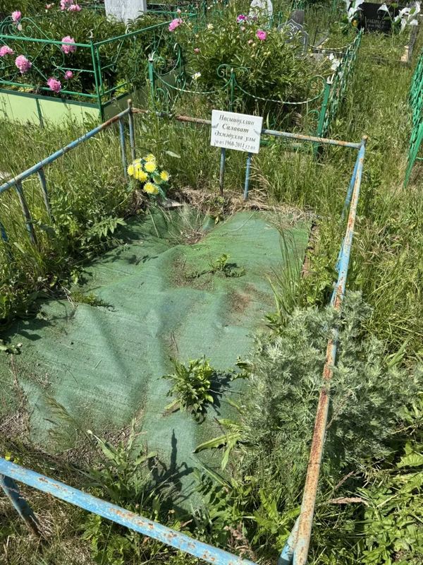 Фото надгробия: Насибуллин Салават Ахмадуллович
