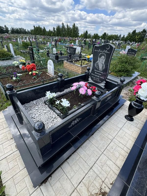 Фото надгробия: Закиянова Фандия Минзарифовна