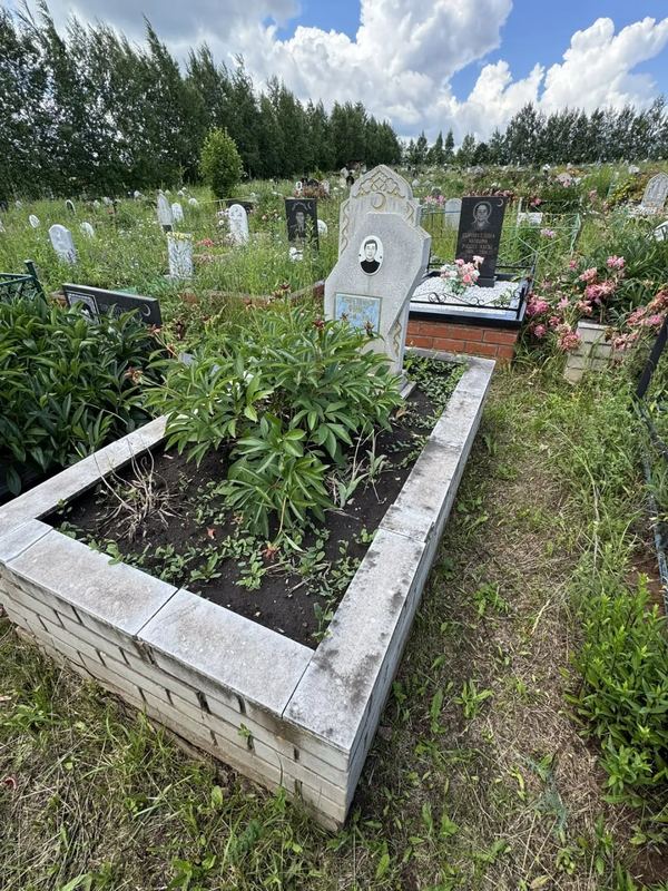 Фото надгробия: Хайретдинов Фанис Ахтамович