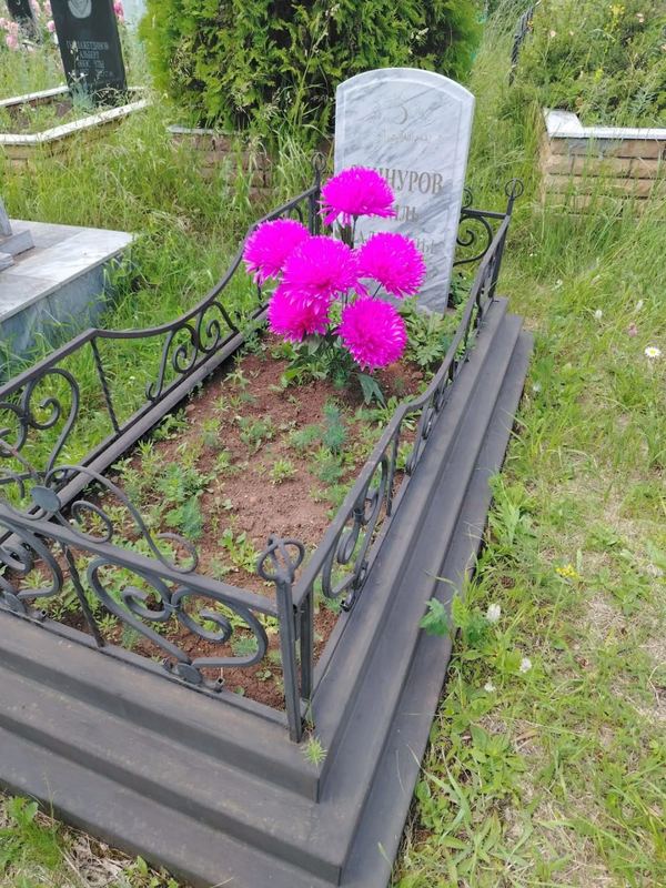 Фото надгробия: Зиннуров Наиль Галимович