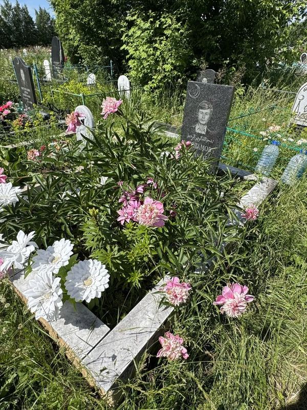 Фото надгробия: Исламов Салават Юсупович