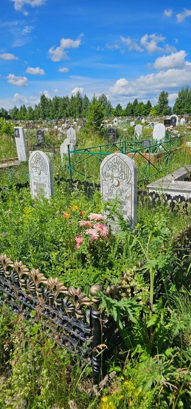 Фото надгробия: Исламов Зуфар Миннеханович