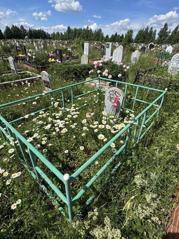 Фото надгробия: Зарипова Срур Зариповна