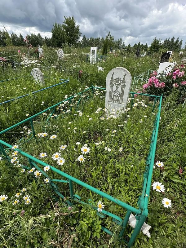 Фото надгробия: Валиева Миннегаян Ахметвалиевна