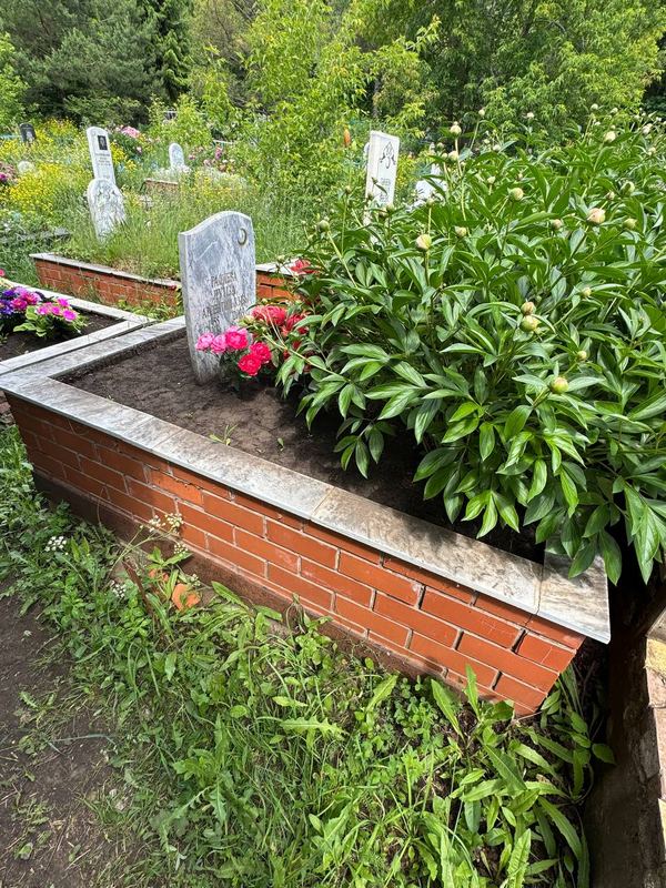 Фото надгробия: Галиева Луиза Арсентийевна