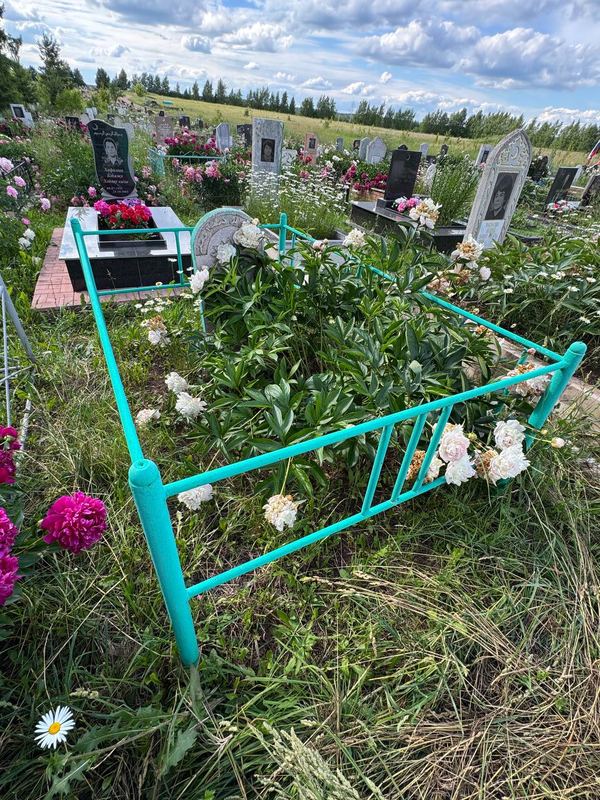 Фото надгробия: Садриев Альберт Гиздитинович