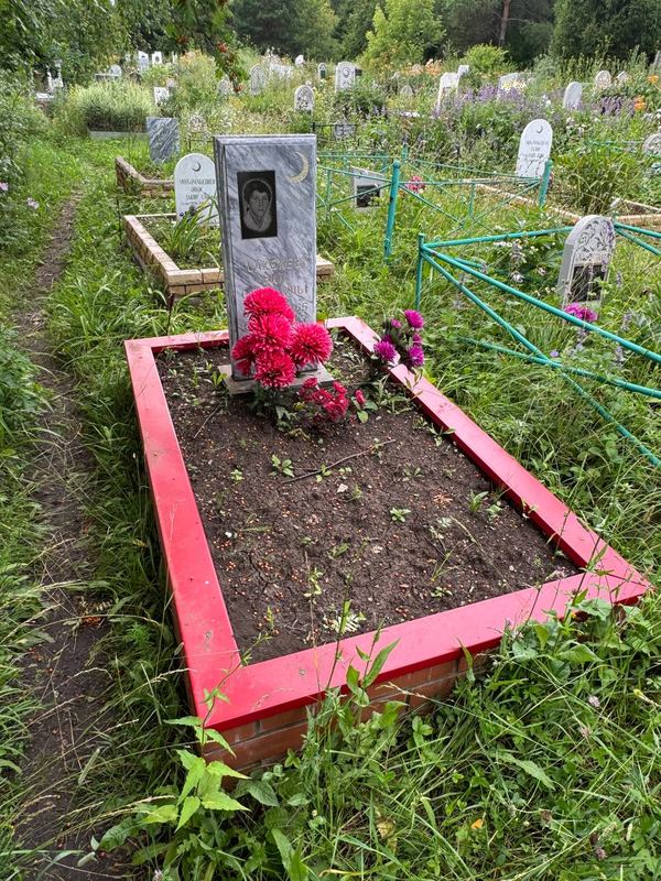 Фото надгробия: Сахбиев Рим улы Саяхович