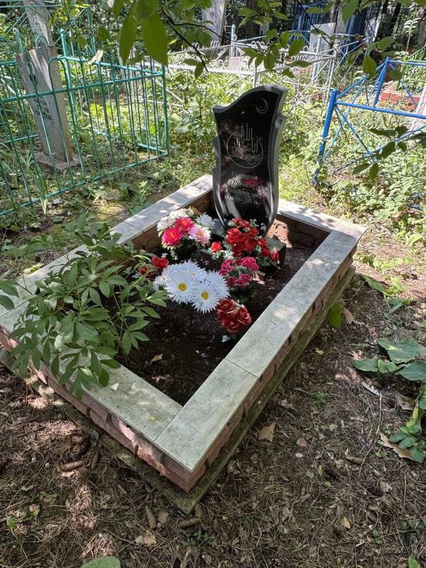 Фото надгробия: Гумеров Ринат Рашитович
