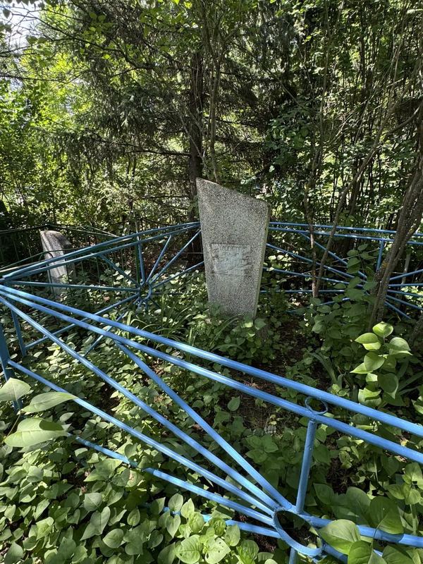 Фото надгробия: Хусаинов Абузар Хусаинович