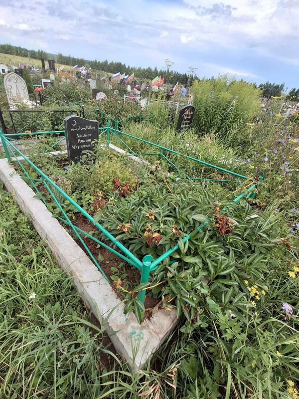 Фото надгробия: Хасанов Рашит Маулеветдинович
