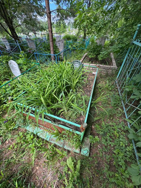 Фото надгробия: Маликов Харис Гарифович