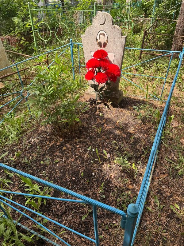 Фото надгробия: Гарипов Газизжан Ханифович