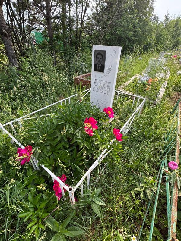 Фото надгробия: Сайфуллин Мизхат Мусаевич