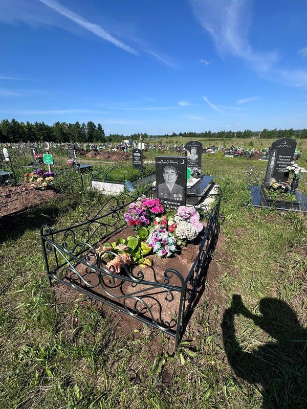 Фото надгробия: Гарипов Айдар Ульфатович