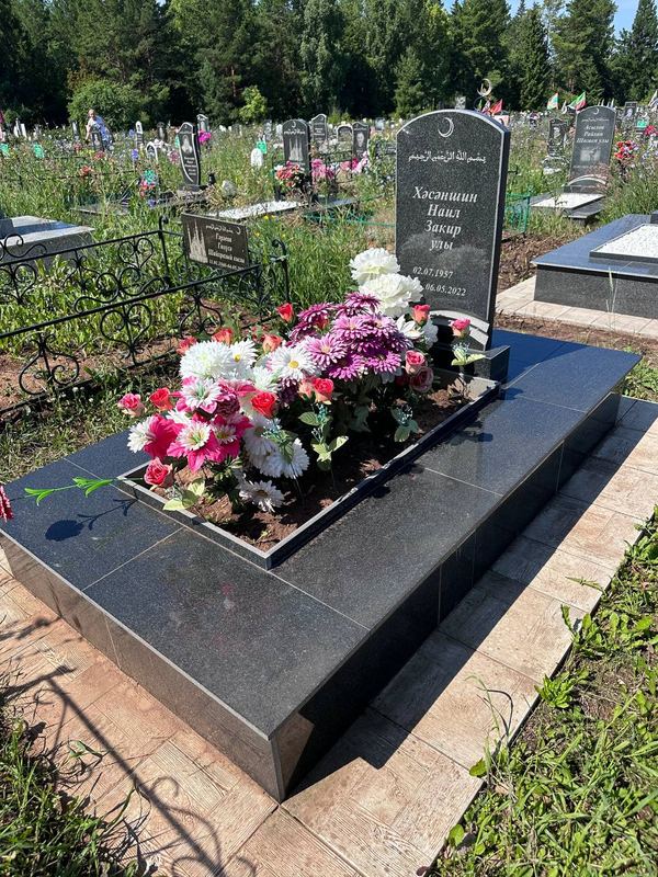 Фото надгробия: Хасаншин Наиль Закирович